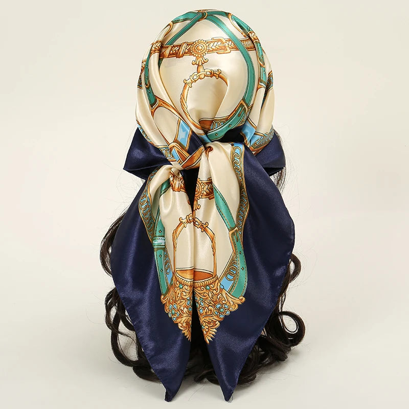 Foulard Carré Satin Graphique · Scarf — 90×90
