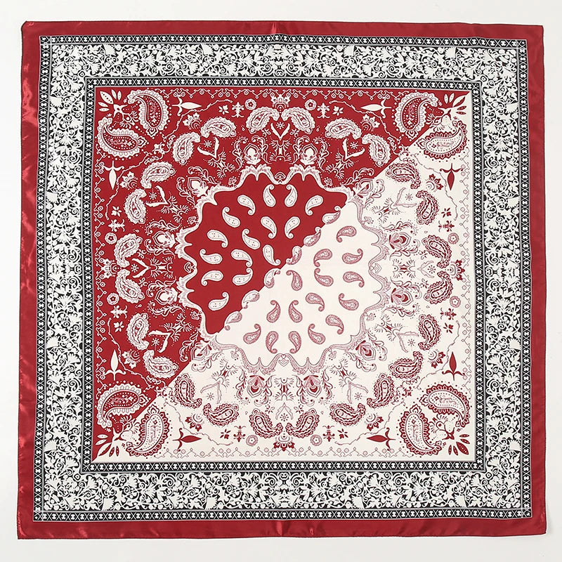 Foulard Carré Satin Graphique · Scarf — 90×90
