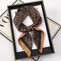 Foulard 70×70 — Imprimé Floral Bohème