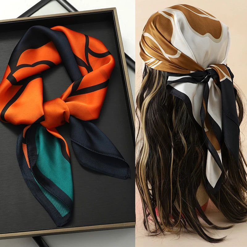 Foulard 70×70 — Imprimé Luxe Satiné