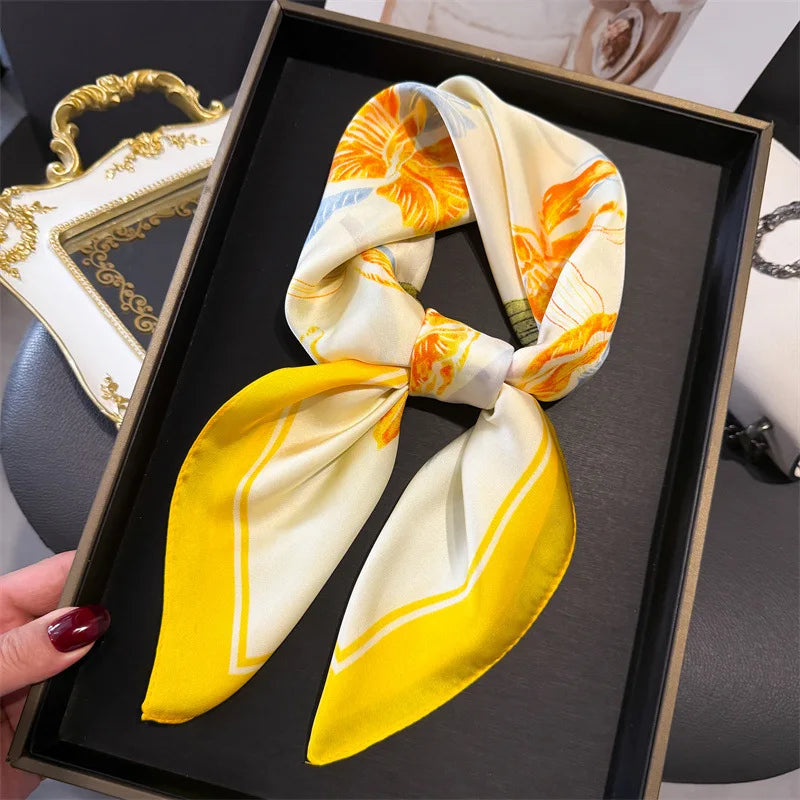 Foulard 70×70 — Imprimé Floral Bohème
