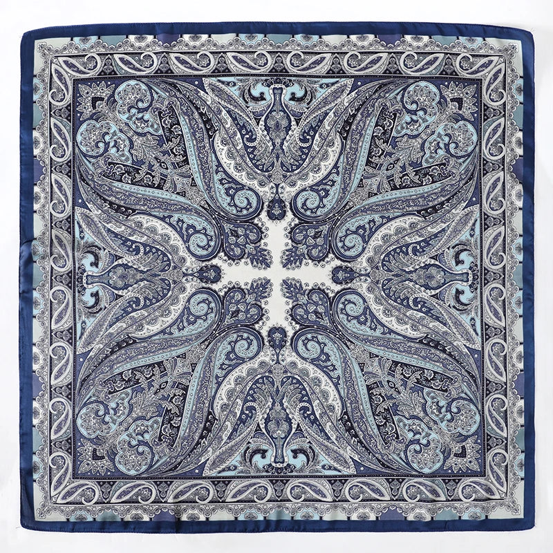 Foulard 70×70 — Imprimé Floral Bohème