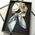 Foulard 70×70 — Imprimé Luxe Satiné