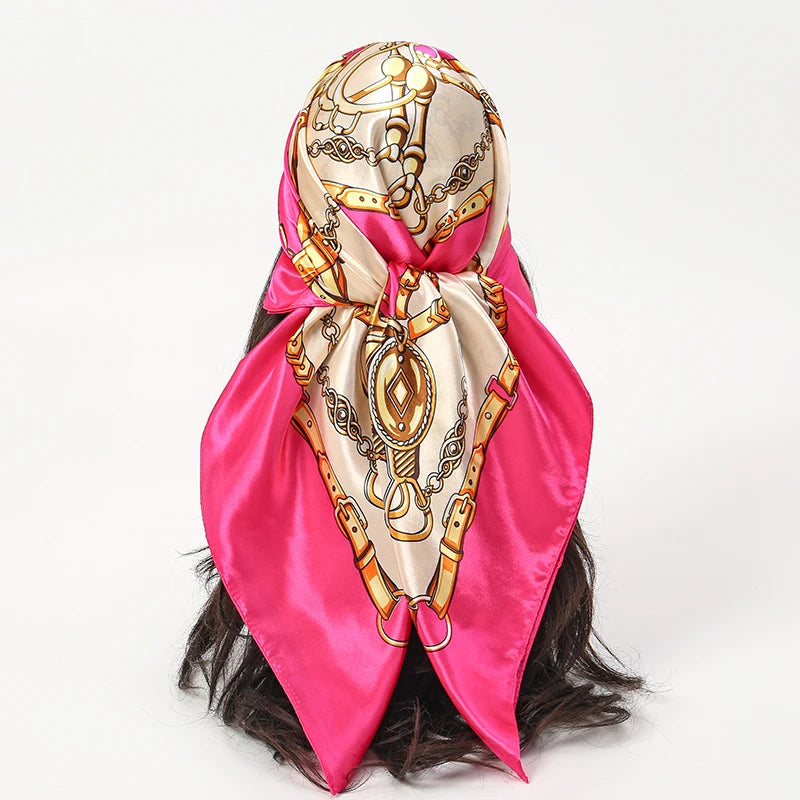 Foulard Carré Satin Graphique · Scarf — 90×90