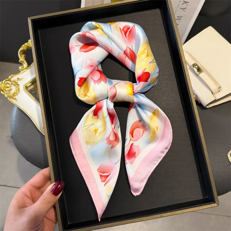 Foulard 70×70 — Imprimé Floral Bohème