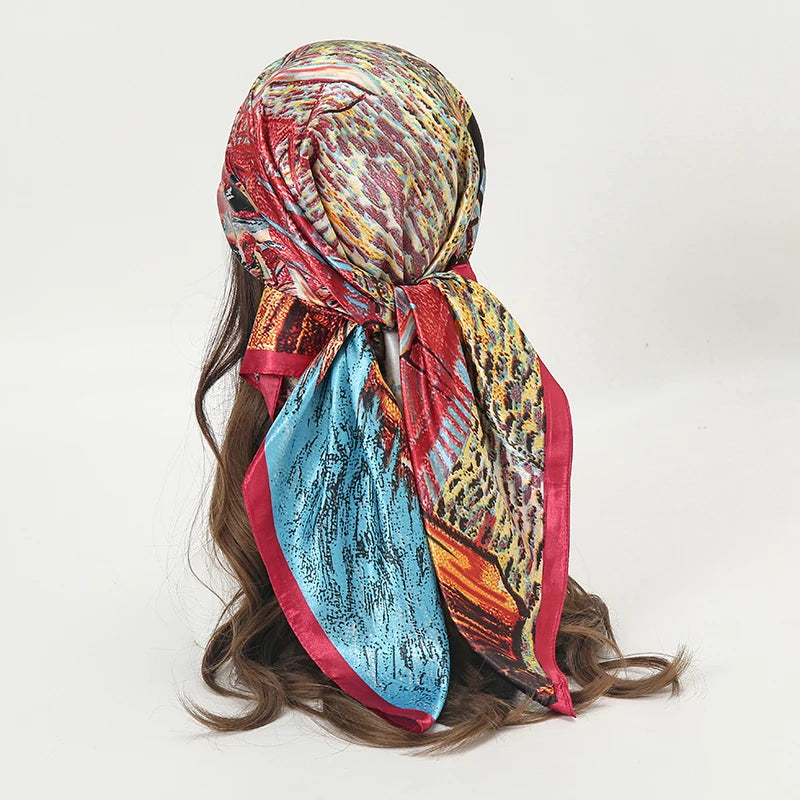 Foulard Carré Satin Graphique · Scarf — 90×90