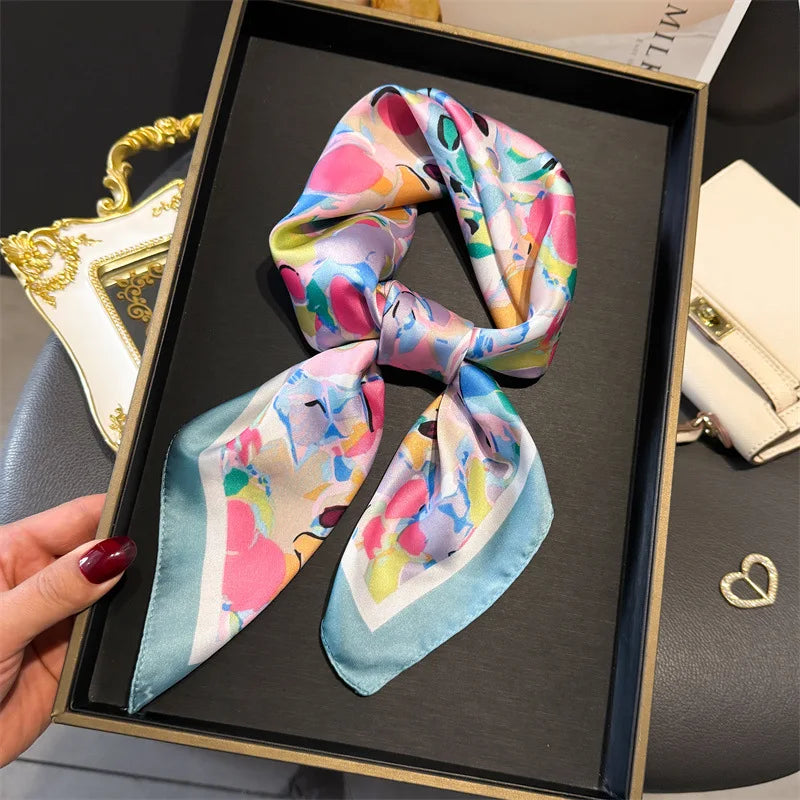 Foulard 70×70 — Imprimé Floral Bohème