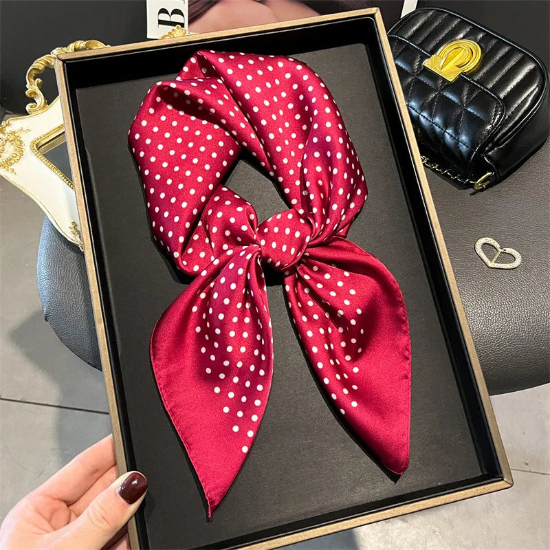 Foulard 70×70 — Imprimé Floral Bohème