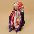 Foulard Carré Satin Graphique · Scarf — 90×90