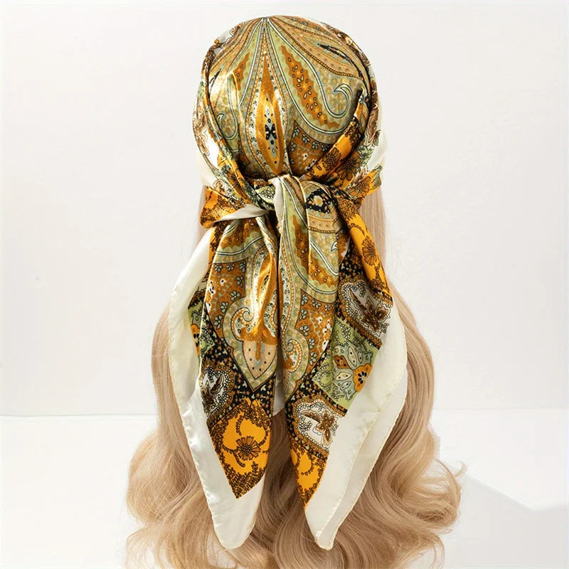 Foulard Carré Satin Graphique · Scarf — 90×90
